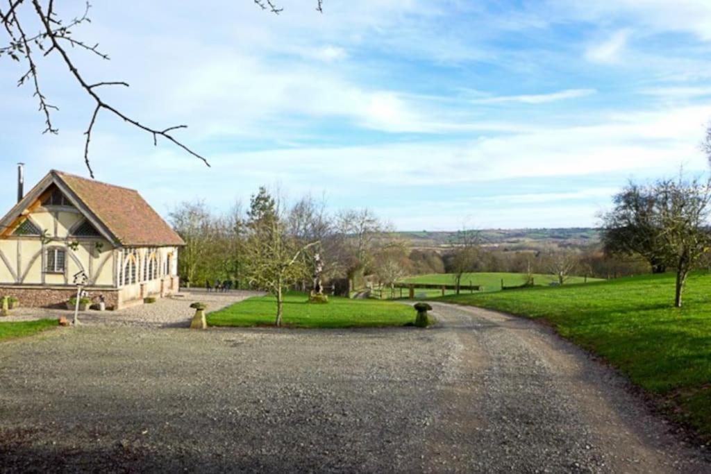 Ebony Cottage Tenbury Exterior foto